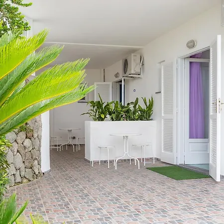 فندق مبيت وإفطار Relais Romildanna Forio di Ischia