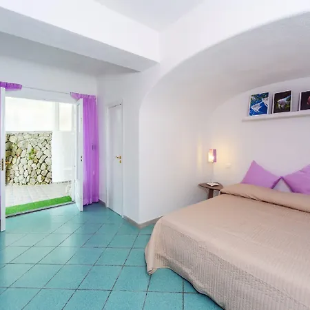 فندق مبيت وإفطار Relais Romildanna Forio di Ischia